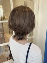 ヘアアンドライフ リー 山形北店(Re...) 白髪ぼかしハイライト×くびれショート