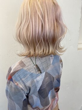 アイリー 名古屋(A/LEE) ホワイトブロンド×ボブ