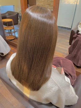 ヘアースペース ブイ(hair space V)の写真/【東加古川/駐車場あり】酸性ストレートパーマ★従来よりダメージレス&ナチュラルな仕上がりに！