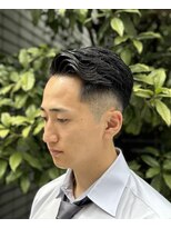 ビジネスヘア　フェード　大人ヘア