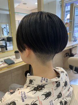 アッシュ 仙川店(Ash) ツーブロックボブ、刈り上げ女子、メンズライクショート