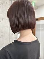 サクラ 岐阜(SAKURA)&nbsp;乾かすだけでまとまる！丸くならないボブ×ボルドーカラー岐阜