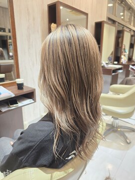 ヘアメイク アリエス 岩切店(HAIR MAKE aries) ミルクティーシャドールーツ　仙台 岩切 バレイヤージュ