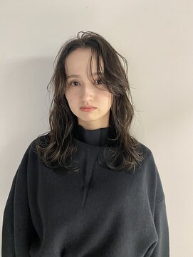 ハイ(HI) ウェービーレイヤースタイル