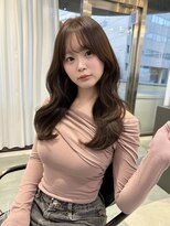 リリー(Lilley)&nbsp;巻けるレイヤーカット/透明感カラー/艶カラー/韓国巻き