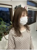 レイヤーカット×ベージュ
