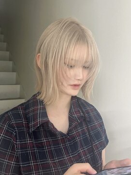 サイ(sai) 前髪/アンブレラカラー/こなれミディ/イメチェン/ウェーブパーマ