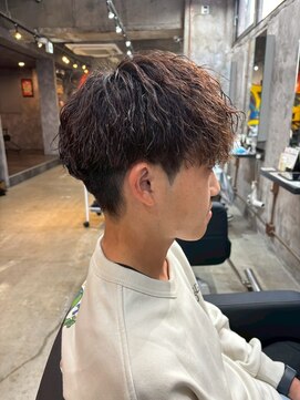 カーニー 北千住(kearny) メンズカットパーマ/ニュアンスパーマ/フェザーパーマ[北千住]