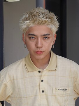 フィフス 神南(fifth) 渋谷スパイキーショートパーマビジネスヘアフェード刈り上げ短髪