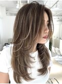韓国ヘアーハッシュカットレイヤーカットハイライトカラー