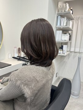 クアン(Cuan) オトナグレージュレイヤーボブ