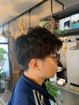 トニコ(toniko) シャドウパーマ×マッシュショート