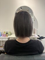 アークス(Ark'ss) シルバーグレージュ×ミニボブ