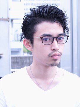 ガズル ハラジュク(GUZZLE HARAJUKU) メガネが似合う大人リッジパーマ