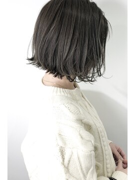 ネイヴィル オモテサンドウ(navile omotesando) ☆ブリーチなしグレージュ外ハネボブ☆