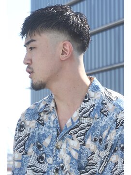 メリケンバーバーショップ コウベ(MERICAN BARBERSHOP KOBE) 七三オールバックツイストパーマかき上げヘアコンマヘア138