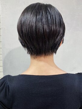 アルバム 渋谷パルコ(ALBUM) 丸みハンサムショート_セミウェットウェーブ_ba303883