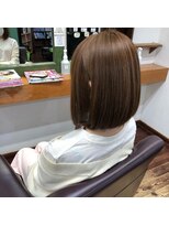 プラッキー(PLUCKY)&nbsp;切りっぱなし　ハイトーン　ボブ