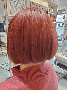 フェイバリット ビューティ ヨシミ(Favorite Beauty YOSHIMI) すっきりボブスタイル×フーシャピンク×ハイライト