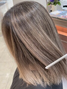 ゼンコー 立川高島屋店(ZENKO) 【白髪手術】筋感バレイヤージュ