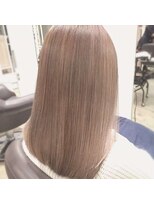 ルーセント(Lucent)&nbsp;ハイトーンベージュ艶髪ストレート