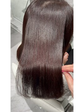ルミス 銀座(Lumis) ストレートスタイル/艶髪/髪質改善/縮毛矯正/20代30代40代50代
