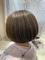 アズール 草加(azule)&nbsp;ミニボブ　白髪ぼかし　マッドベージュ