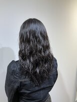 クク(coucou)&nbsp;暗髪カラー×パーマスタイル