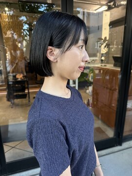 アイフィ(iFY) 【iFY 大川】暗色タイトボブ
