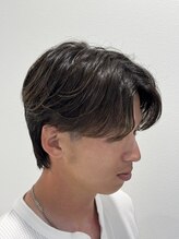 長くても邪魔にならない！大人な色気のあるニュアンスパーマ【メンズ/ニュアンスパーマ/フェザーパーマ】