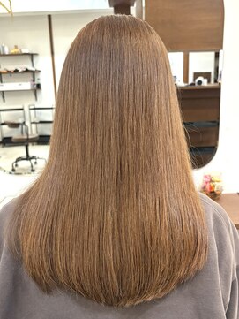 ルイ(ROUIS produced by LUCK 津田沼) ROUIS 津田沼 ミルクティーカラー