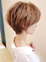 ビュートリアム 青山(BEAUTRIUM) 小顔/ショートヘア/ハイトーン/30代40代