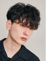 レタッチ バイ フィフス 天神大名(RETOUCH by fifth)&nbsp;天神メンズパーマルーズパーマシャドウパーマッシュウルフ緩め