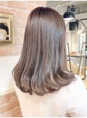 秘密のプラチナを混ぜたグレージュカラー