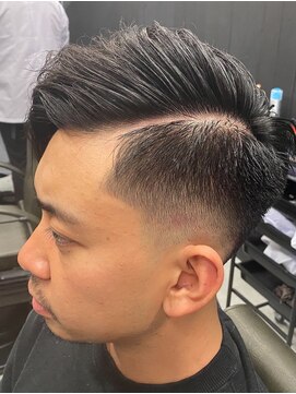 ルーダス(Rudus) 個性派！アシメ×フェードスタイル