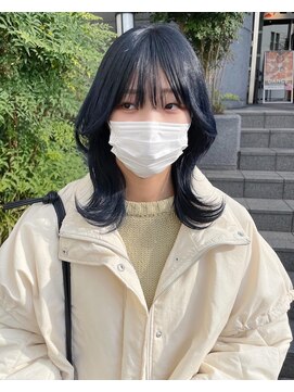 ジーナ バイ アルティナ(Dina by artina) ブルーグレージュ_ボブウルフ_ウルフマッシュ_くびれヘア