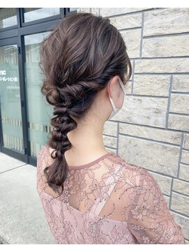 フィオーレ ヘアデザイン(FIORE hair design) お呼ばれ 編みおろし