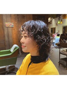 今人気のショートやボブにパーマでワンランク上のヘアスタイルに！