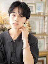 カバーヘア ブリス 川口(COVER HAIR bliss)&nbsp;センターパートアッシュブラック小顔マッシュ