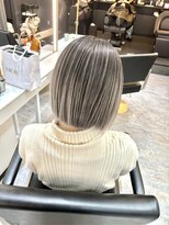 ブレンド 渋谷(BLend)&nbsp;ハイライトカラーマチルダボブインナーグレージュ前髪