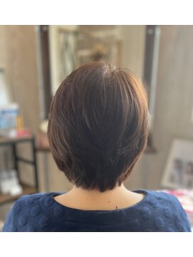 カラーフロウ(color Flow) 明るい白髪染め