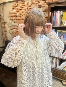 アンリ(Henri) 【かしむら】ブリーチ/ベージュカラー/ケアブリーチ/暖色カラー