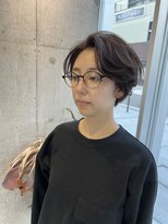 カケル(×.)&nbsp;透明白髪ぼかしハイライト/30代、40代大人カラースタイル