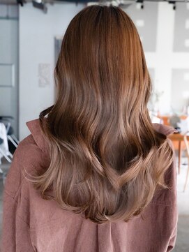 エインアンリー 明治神宮前(AIN.ANLY.) ☆レイヤーカット毛先ワンカールくせ毛風カール薄めバングデジパ