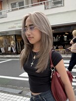 カート バイ デコ(Kurt by DECO)&nbsp;【友都】ホワイトブロンドカラー×レイヤーカット