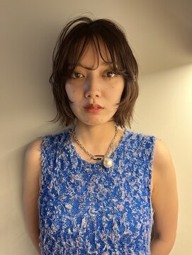 ロティー(loty) ショート　ボブ アレンジ ブラウン 透明感カラー 顔周りレイヤー