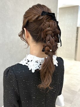 ヴィサージュアクト(VISAGE a.c.t) 黒リボン♪ポニー編み下ろし！