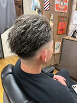 アールズ ヘア(R's hair)&nbsp;MEN’S HAIR/波巻きツイストスパイラル/リバースセンターパート