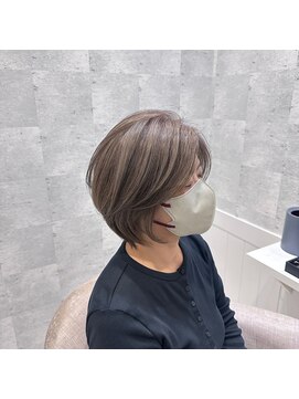 イーズ バイ インス(Yeeee.s by INCE) 白髪ぼかし/脱白髪染め/脱白髪染めハイライト/透明感