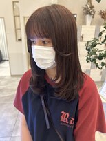 アストレアバイイーリス(ASTRAEA by Iris) レイヤーカット×ピンクブラウン